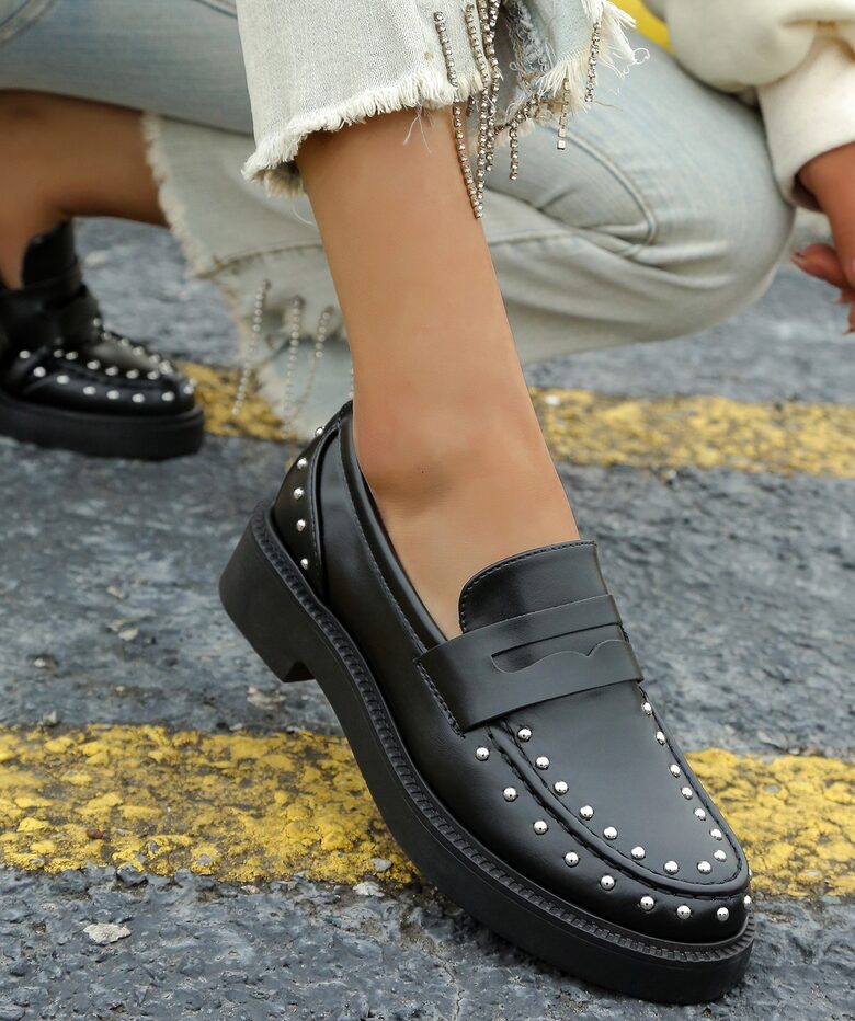 12 set box Black Moccasins size 36 - 41